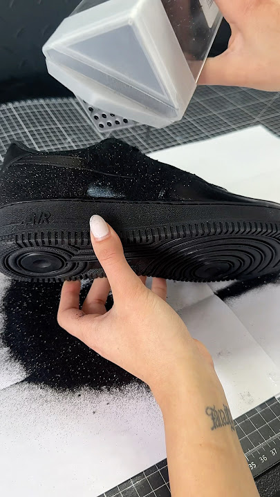 Custom BLACK GLITTER AF1 - Link in bio đŽâđ¨ #shorts #sneakerhead #nikeairforce1