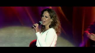 Video thumbnail of "Pastora Soler - La mala costumbre (Directo)"