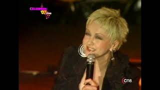 Cyndi Lauper - Girls Just Want to Have Fun (Live)