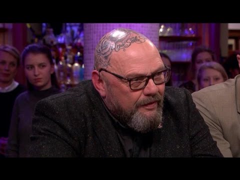 Verhitte discussie met lid van No Surrender - RTL LATE NIGHT