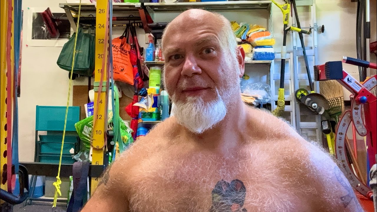 shirtless deadlift party? as per the usual! :-) 11SEP2026