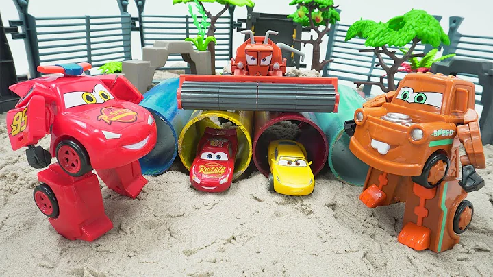 Disney Pixar Cars Lightning Mcqueen Mater Transformer Robot Play Toys