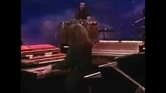 Yanni - Renegade (Live) Yanni - Renegade (Live)