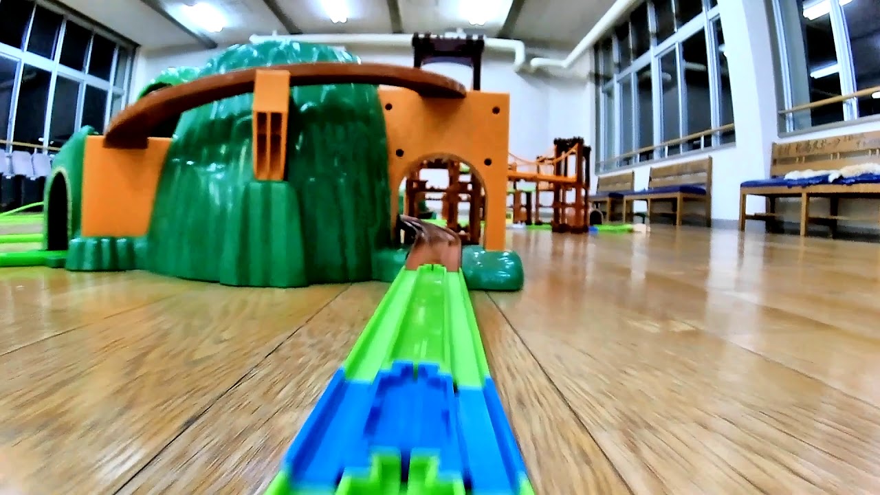 【プラレール】きかんしゃトーマスレイアウトの動画に音を入れてみた