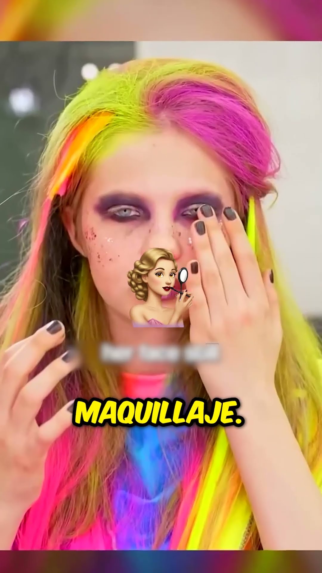 Todos odiaban su apariencia gótica, así que se hizo un cambio de imagen ❤️‍?