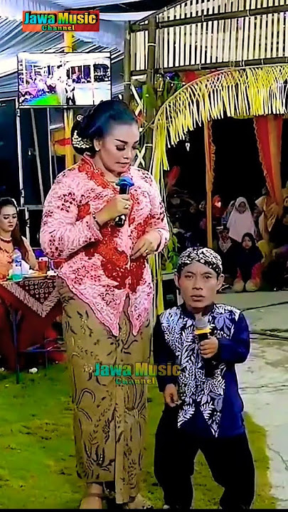 UNCEK MENANG AKEH..😂//GUYONAN  DAGELAN MBOKE DEMBIK VS UNCEK#shorts