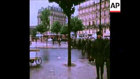 SYND 2 5 73  PROTESTERS CONFRONT RIOT POLICE IN MAYDAY PROTEST IN PARIS
