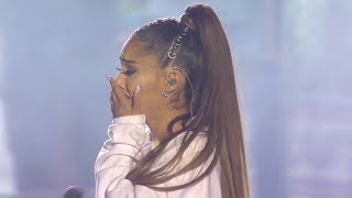 Video thumbnail of "Ariana Grande - Somewhere Over the Rainbow (Live at One Love Manchester)"
