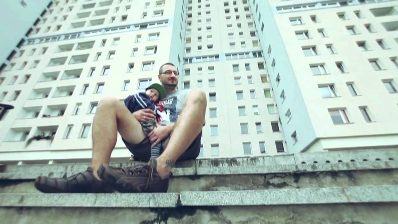 Jan Wyga "Serce, rozum & głos" ( hejt Remix 2 ) adlı videoyu YouTube'da izle Jan Wyga "Serce, rozum & głos" ( hejt Remix 2 ) adlı videoyu YouTube'da izle