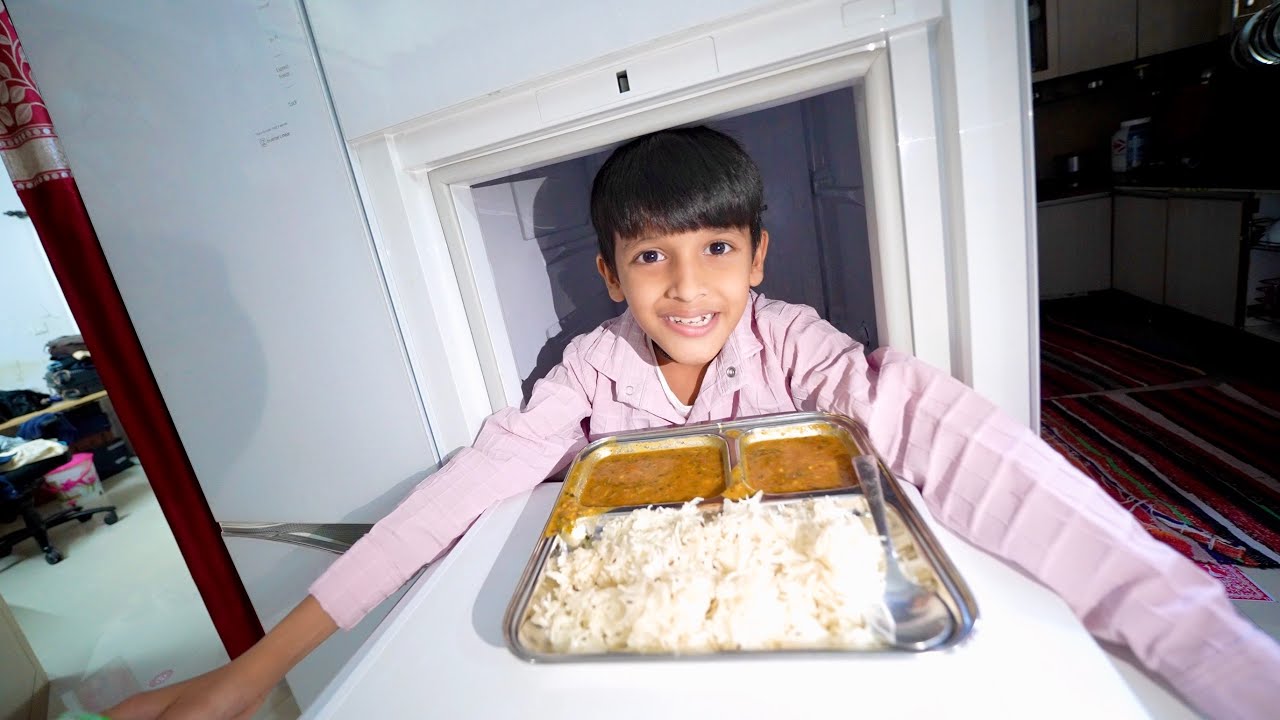 Living In Fridge Challenge 😲