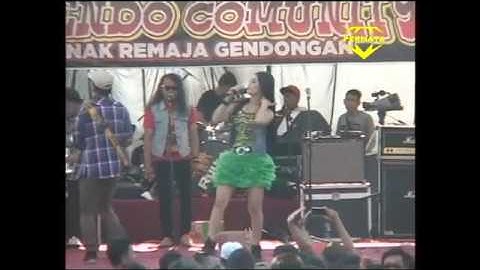 EDAN TURUN   UTAMI DEWI FORTUNA MONATA FEAT RYU STAR