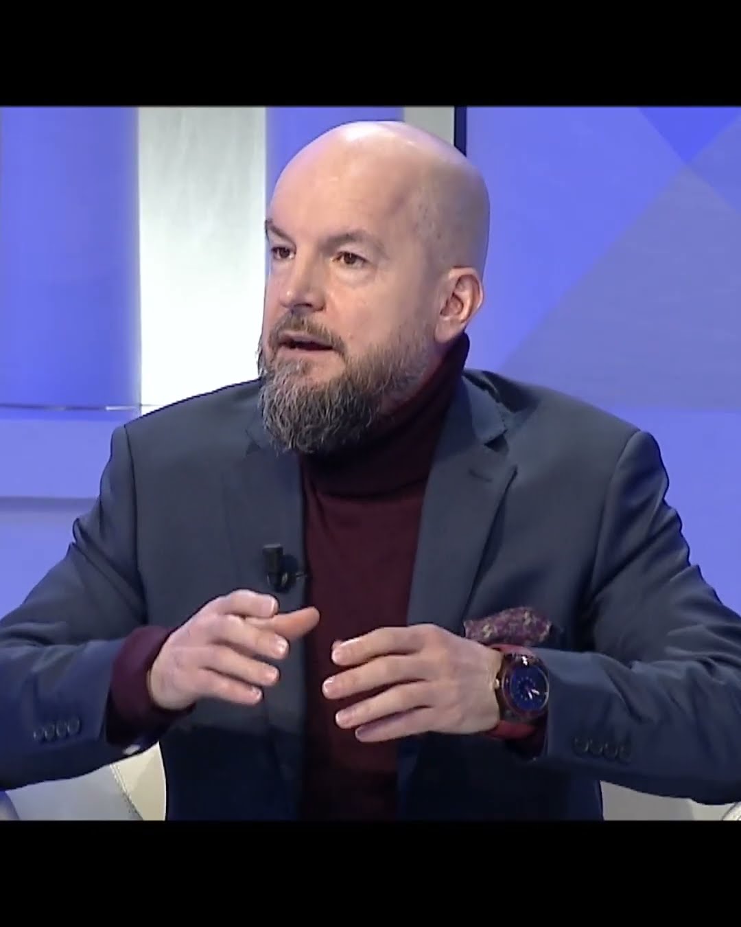 Monitorime/  Analisti do që të mbytet, Fevziu i hedh komardare - Fiks Fare
