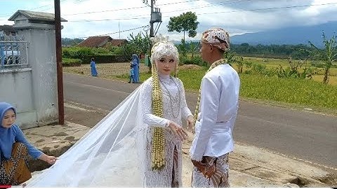 Tradisi pernikahan Sunda di kampung cileles Selaawi Garut