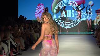 KARA DEL TORO Best Models in Traffic Chic   4K