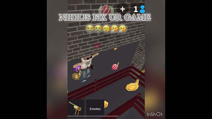 IT WENT THROUGH HER?!?!! 😭😭🤧🙏🙏😪 #roblox #huh #mm2 ##mm2montage #robloxedit #robloxoutfits