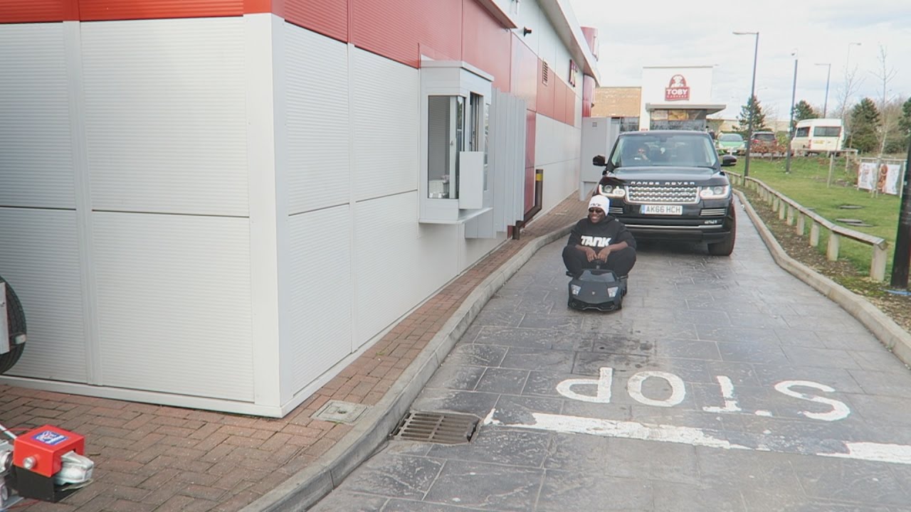 LAMBORGHINI DRIVE THRU