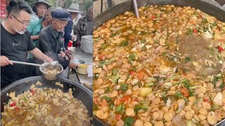 Old people are lining up for free dinners