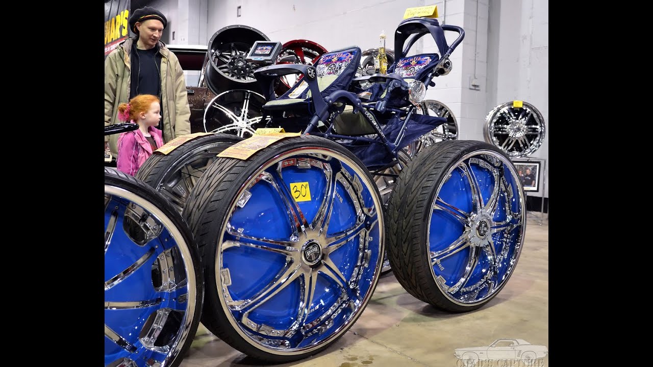 stroller with rims