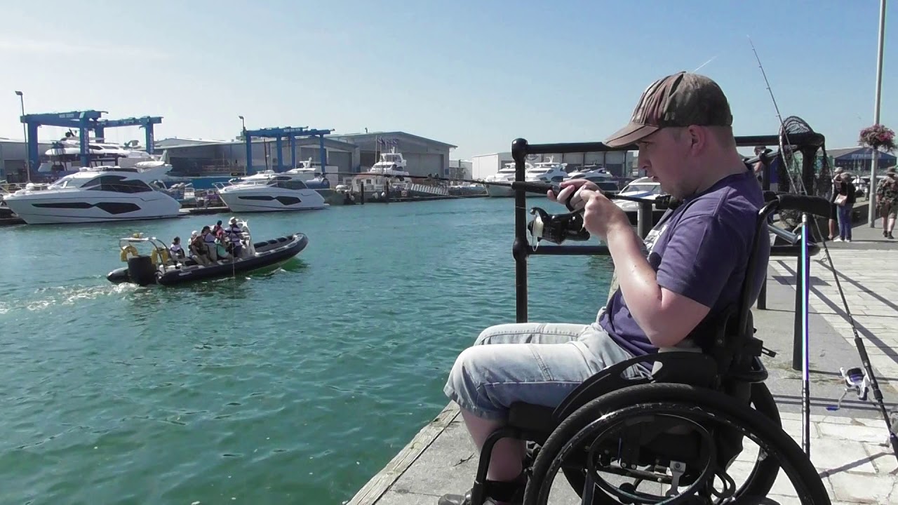 Catching Mackerel on Poole Quay YouTube
