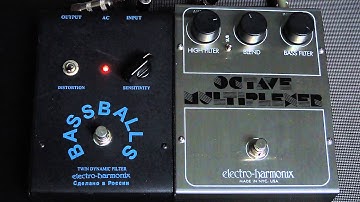 EHX Bassballs russian + Octave Multiplexer, jam for fun.