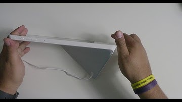 Unboxing Of The Lenovo SmartDisplay with Google Assistant