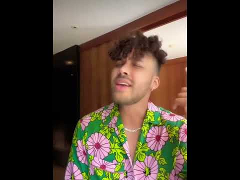 Watch the video for Yo Te Voy Amar(Version Salsa)