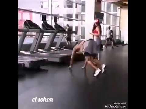 اول ما شفتها قلبي دق 3 دقات