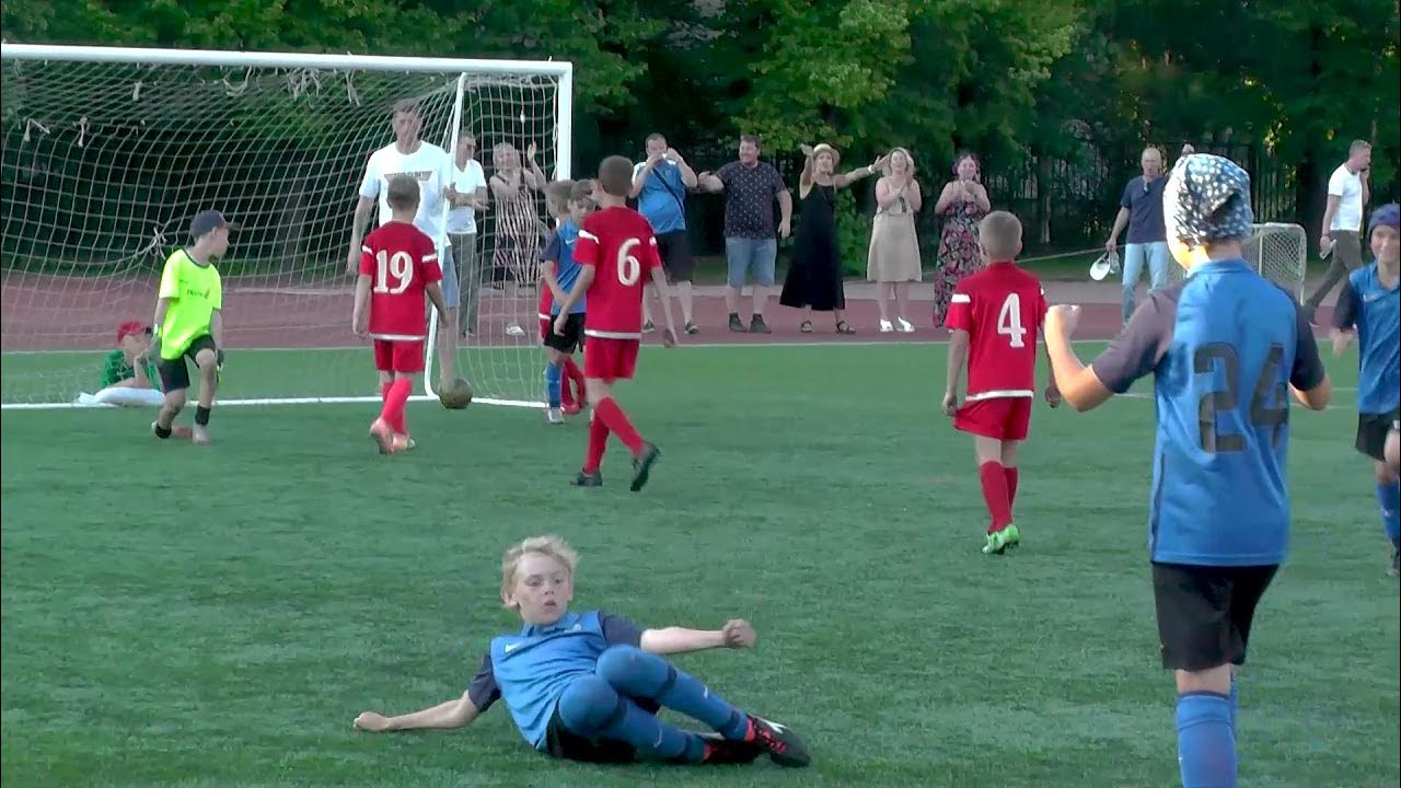 ижорец футбол 2011. футбольная школа уфа. лайф турниры. фабрика футбола санкт-петербург ул. Sport is life турнир по футболу спб.