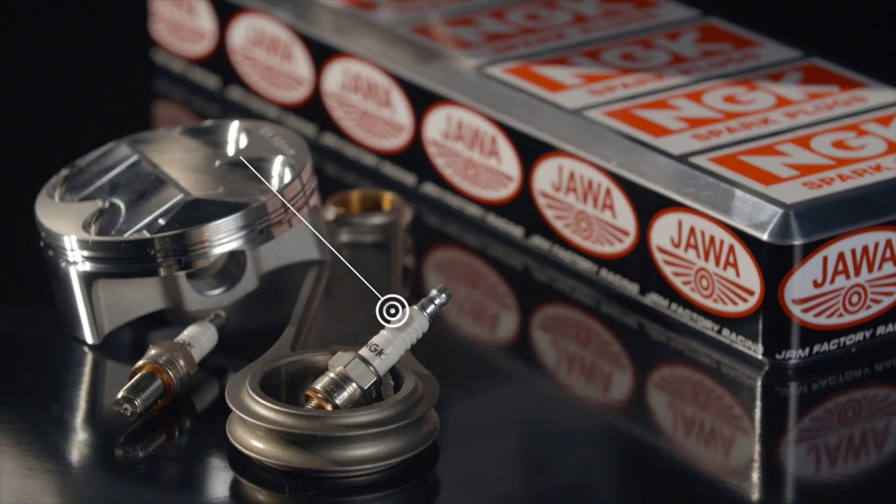 REVOLUTION SPEEDWAY JAWA FACTORY ENGINE SPARKED BY NGK YouTube