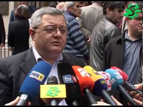 დავით უსუფაშვილი ოთარ მეღვინეთუხუცესის დაკრძალვაზე