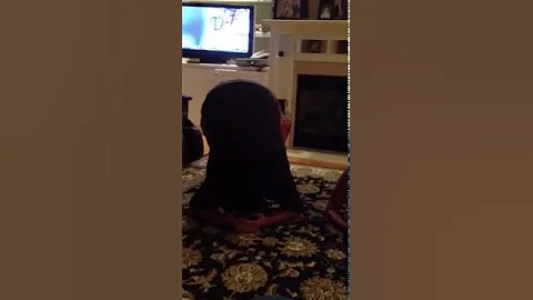 V teaching how to do a headstand