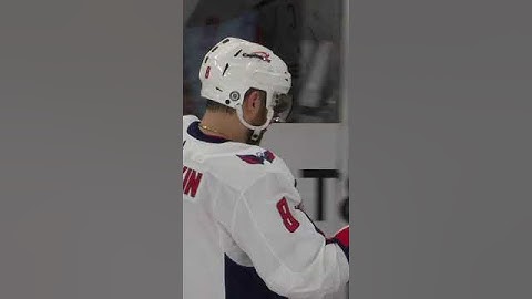 Alex Ovechkin gave this young fan his stick after his 800th goal 🥺