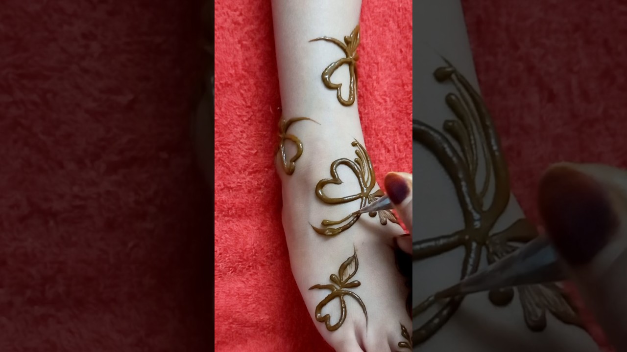 Simple Arabic Henna Design 