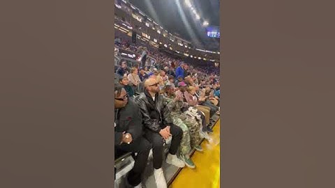 YBNL representing live at the warriors game 🏀🇳🇬 #shorts #olamide #asake #fireboydml