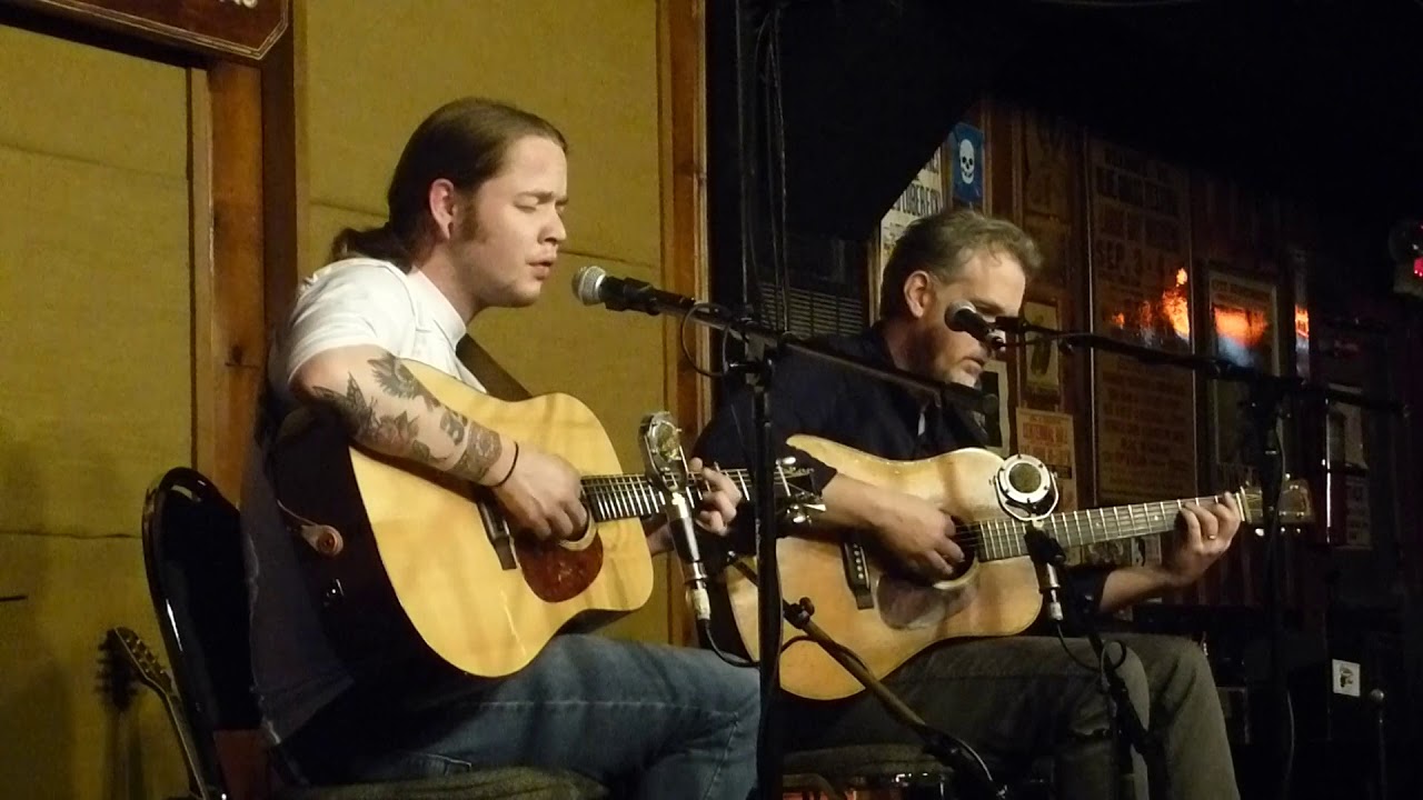 Bryan Sutton & Billy Strings "Love Like Me"