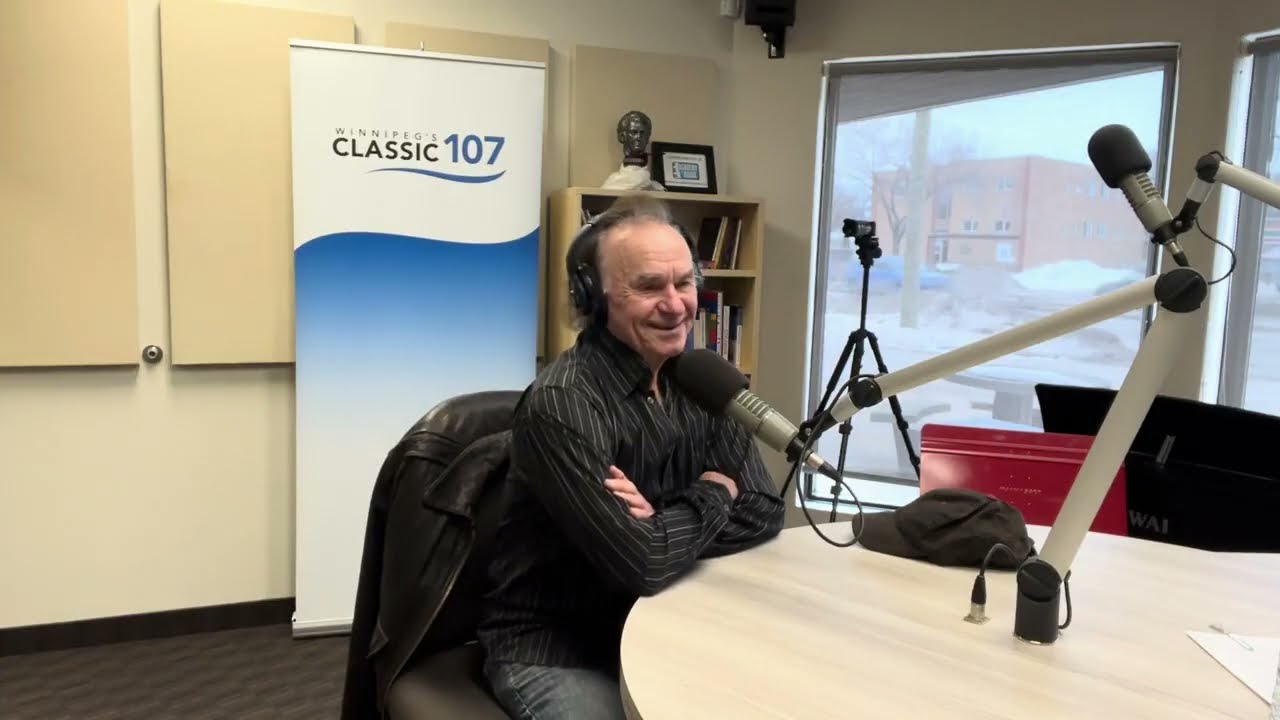 Джои Грегораш отдает дань уважения 60-м и 70-м годам на концертах Music ’n’ Mavens и St. James Le...