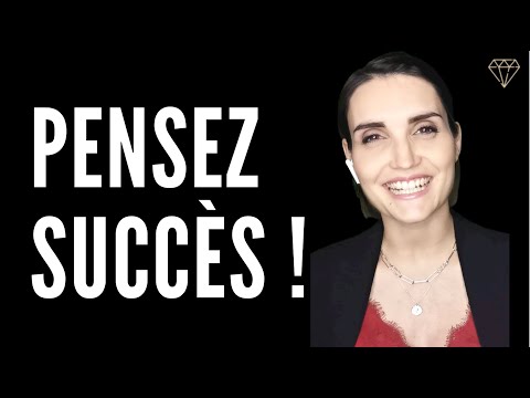 Vidéo: L'encre Et Les Crayons Sont Secs! Taisiya Povaliy A Admis Qu'elle Avait Déjà Perdu L'habitude De Se Maquiller