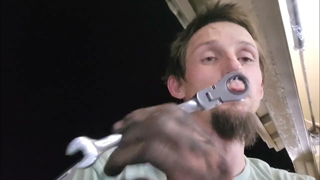 Cummins 5.9 Common rail #6 Fuel line - YouTube