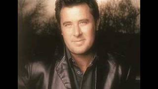 Watch Vince Gill In These Last Few Days video