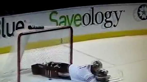 Jason LaBarabera lucky save vs Stephen Weiss penal...