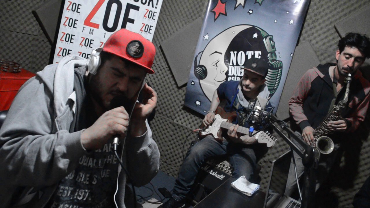 Beluga Rapper Beluga Skan en No te duermas esta Noche ---ph Fabian De Vita--- - YouTube