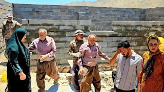 The ruthless mother's conflict when the homeless couple were building a shelter.