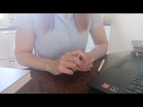ASMR Suomi - Hajamielinen kirjastonhoitaja