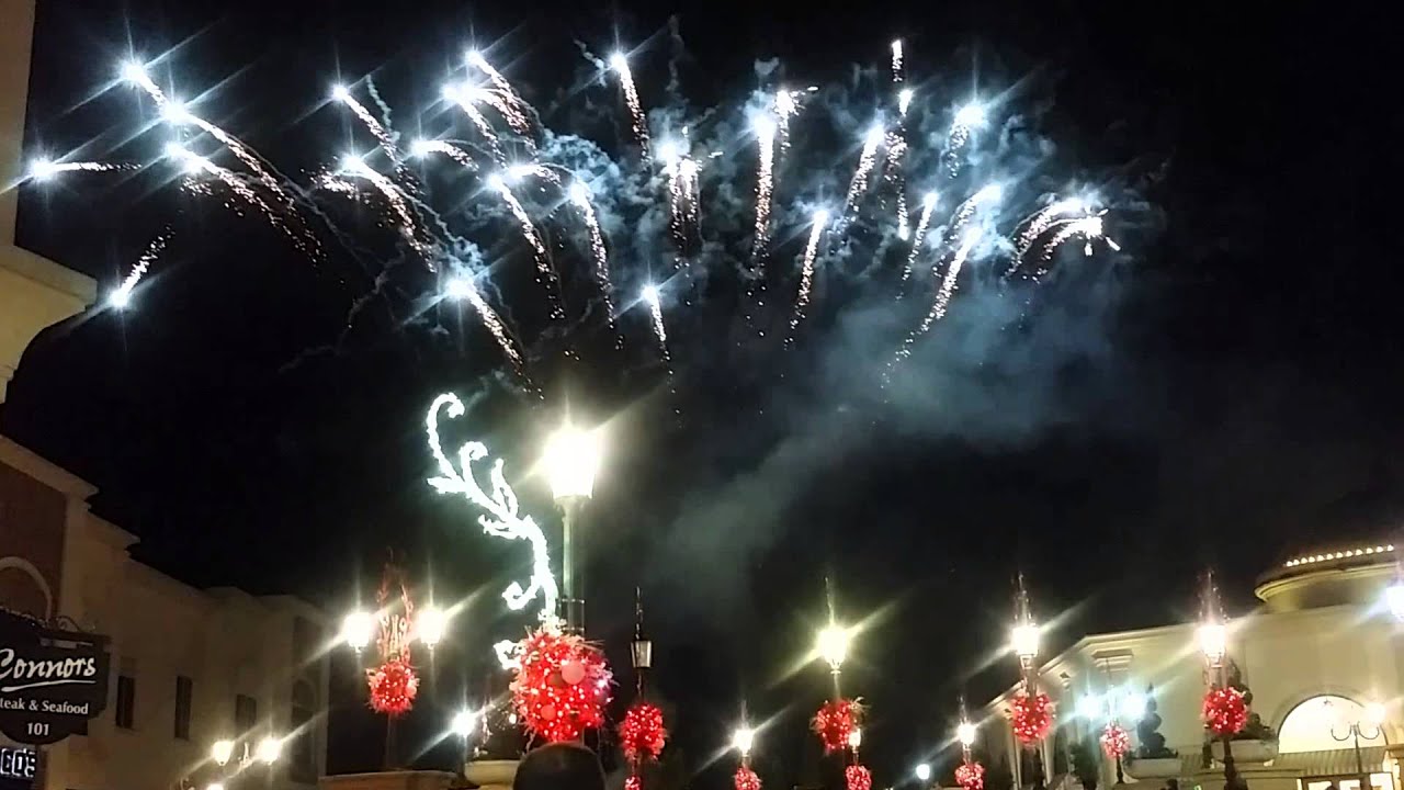 Bridgestreet mall fireworks display 11/13/2015