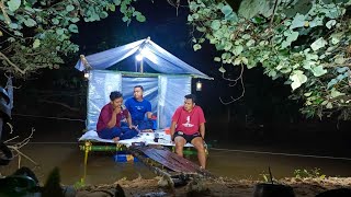 heavy rain poured all night, made the hut float, slept soundly until morning  ASMR