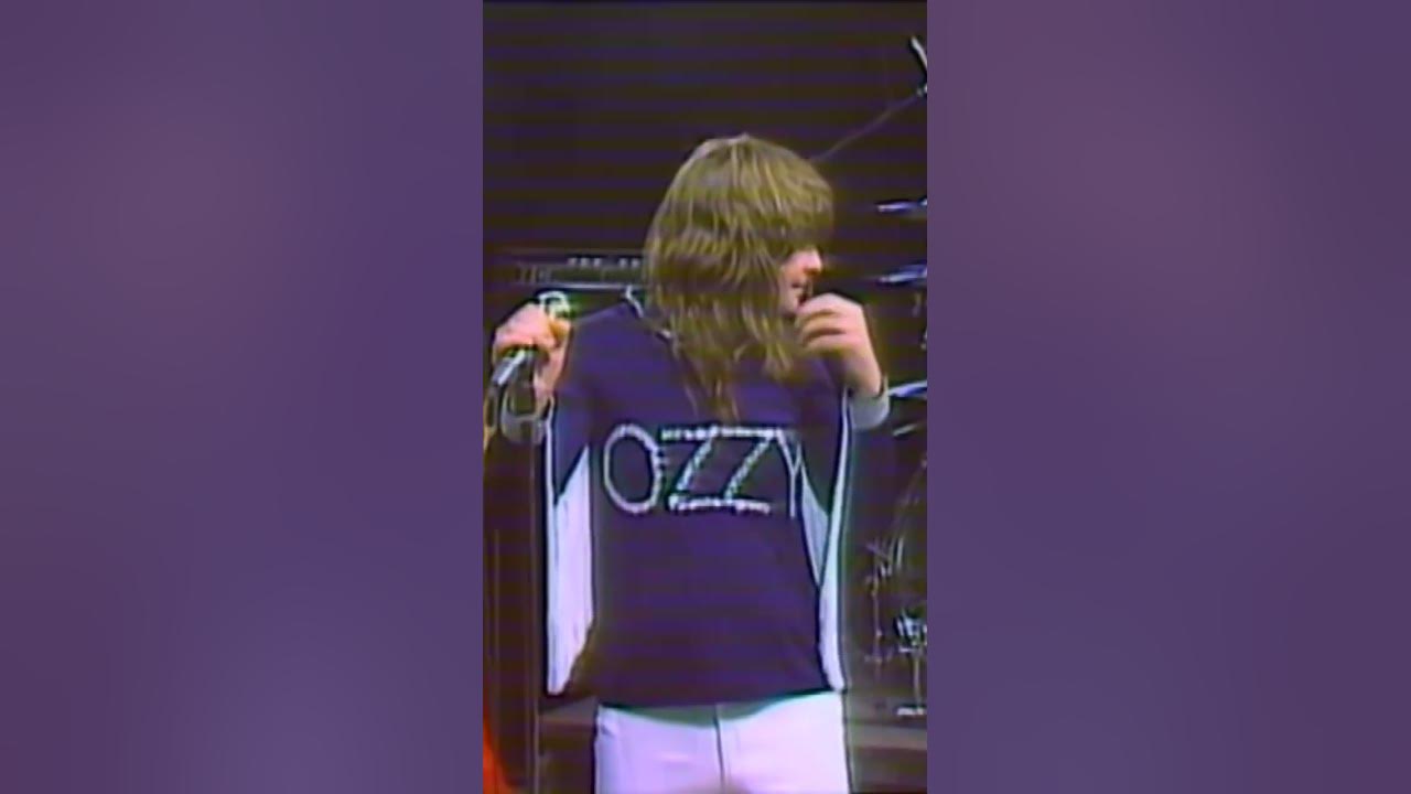the reaction of Ozzy listening to Randy Rhoads solo at Mr Crowley. 😮