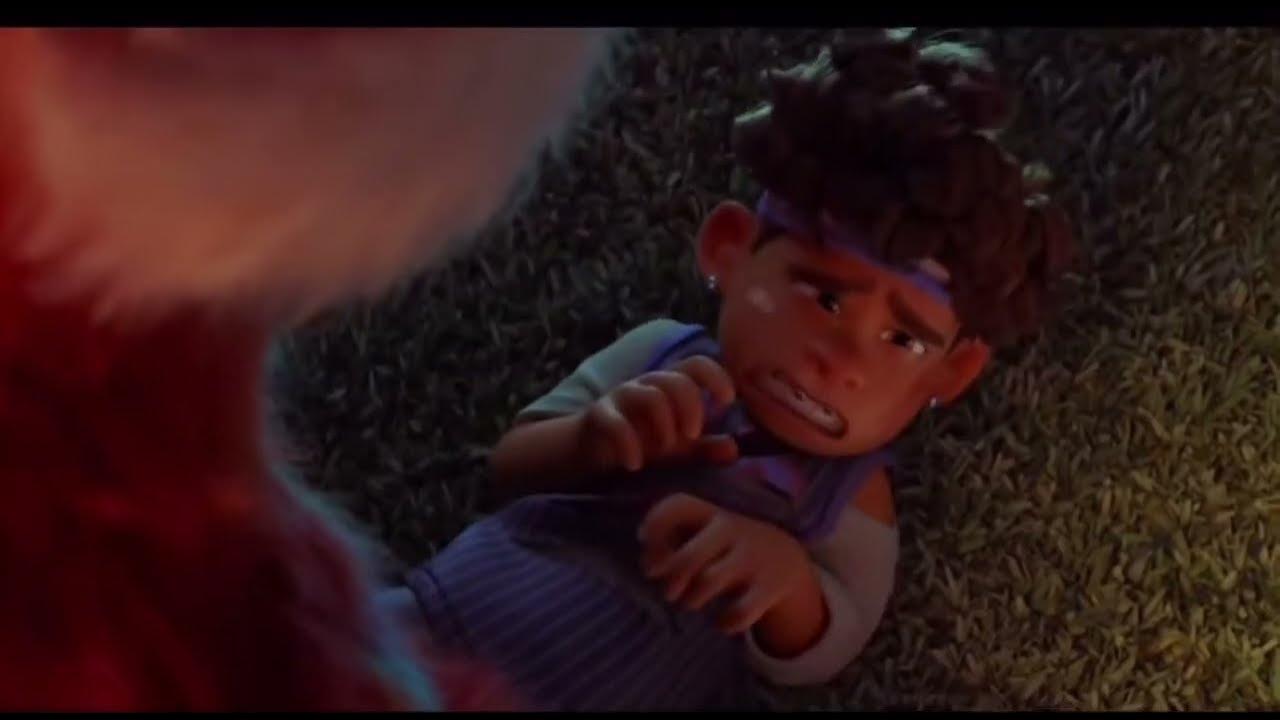 Mei Mei Attacks Tyler // Turning Red 🦊 (Edit) - YouTube