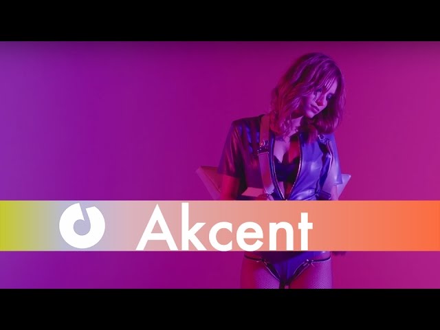 Akcent feat. Tamy & Reea - Boca Linda [Love The Show] (Official Music Video) class=