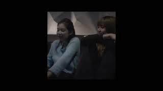 Jenlisa - The Way Lisa Always Looks At Jennie