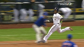 CHC@MIL: Cubs challenge play in 8th, call overturned